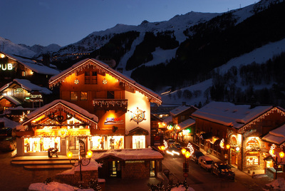A superb collection of top quality chalets in this pretty Three Valleys resort