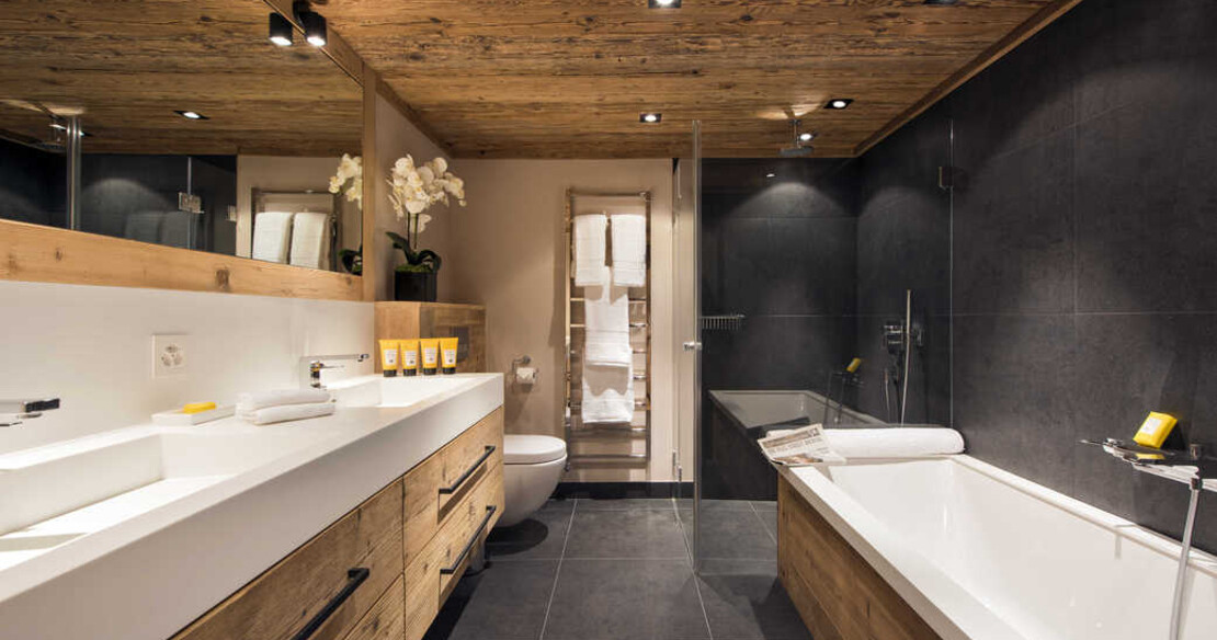 The Alpine Estate Verbier - Chalet Sirocco bathroom