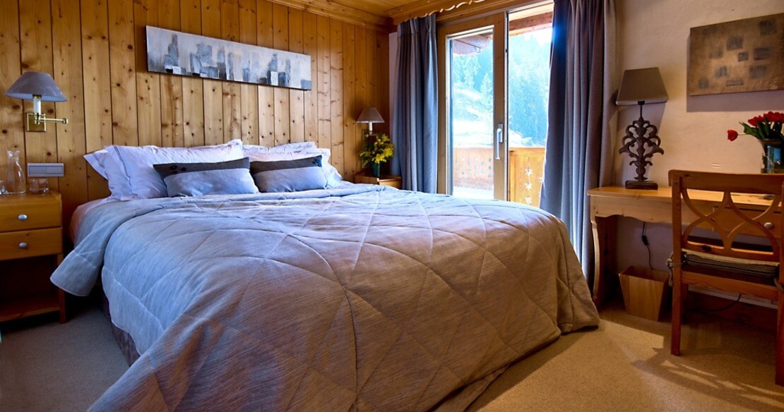 Luxury chalets in Meribel, chalet Genepi
