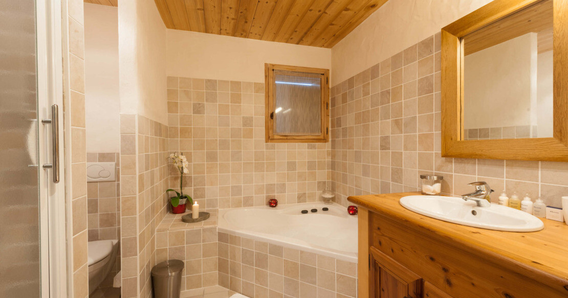 Luxury chalets in Ste Foy Tarentaise, chalet The Peak