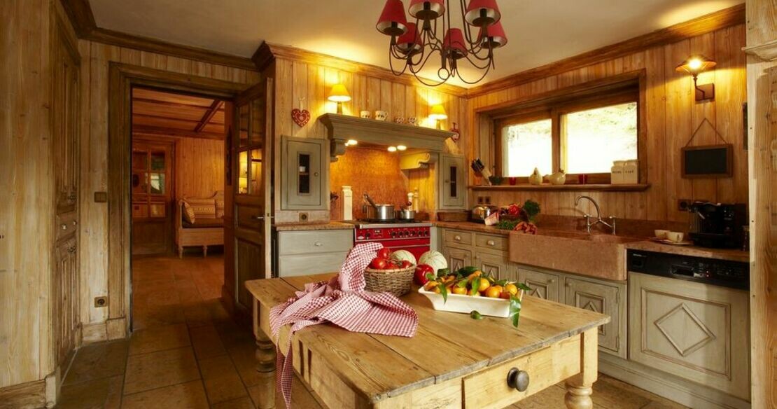 Luxury chalets in Meribel, chalet Foinsbois