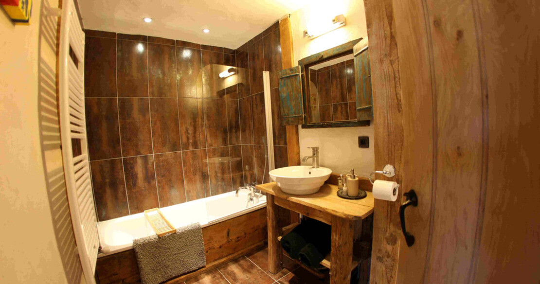 Luxury chalets in Morzine, chalet Ferme Du Lac