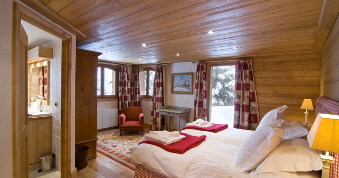 Luxury chalets in Meribel, chalet Bellevue