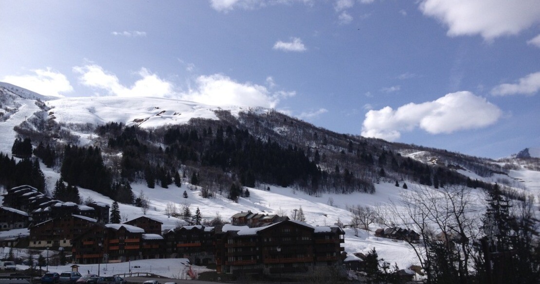 Luxury chalets and hotels in Valmorel, France