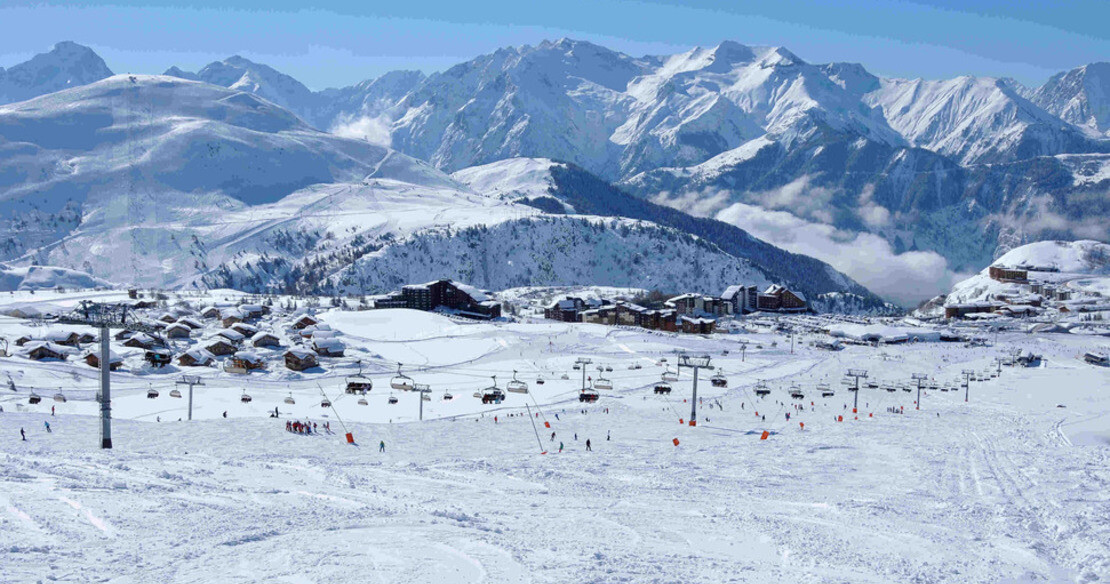 Luxury chalets in Alpe dHuez - the Cognet area on the extreme right