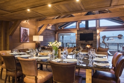 Luxury chalets in Tignes - Chalet Opal hot tub