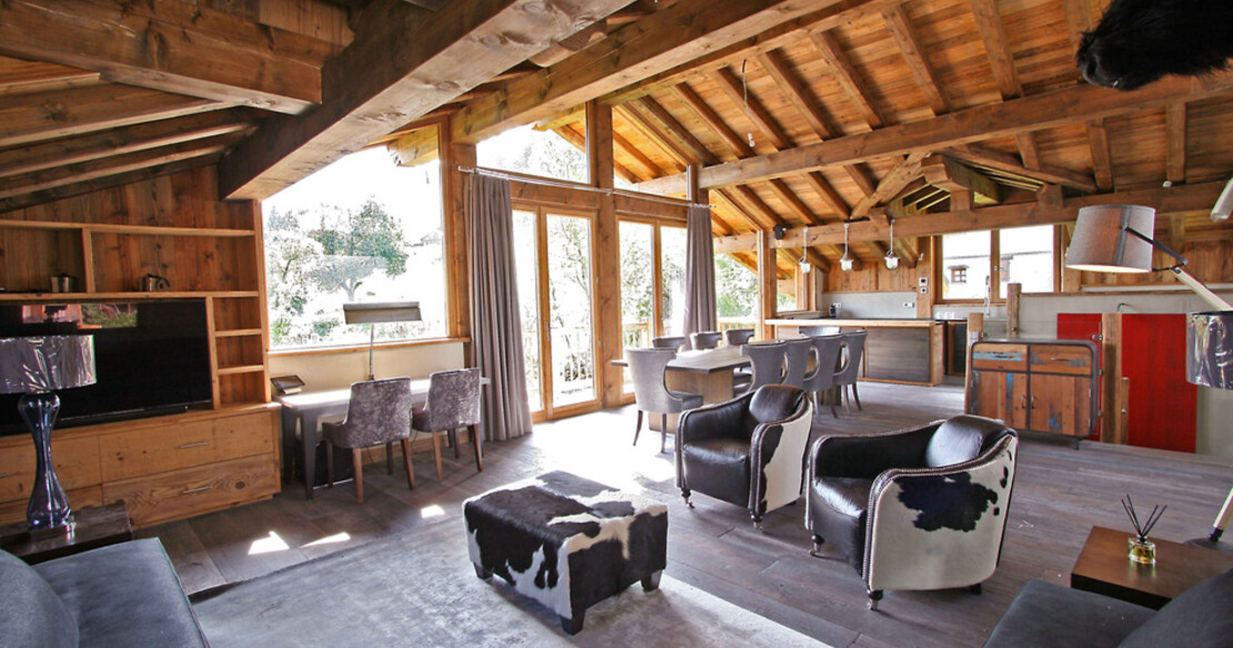 Chalet Dulcis Casu Courchevel Le Praz - sitting room