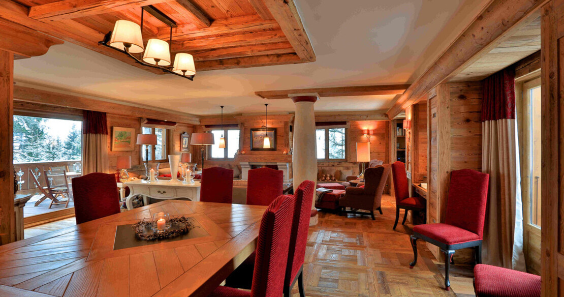 Chalet Trois Ours Meribel - dining table