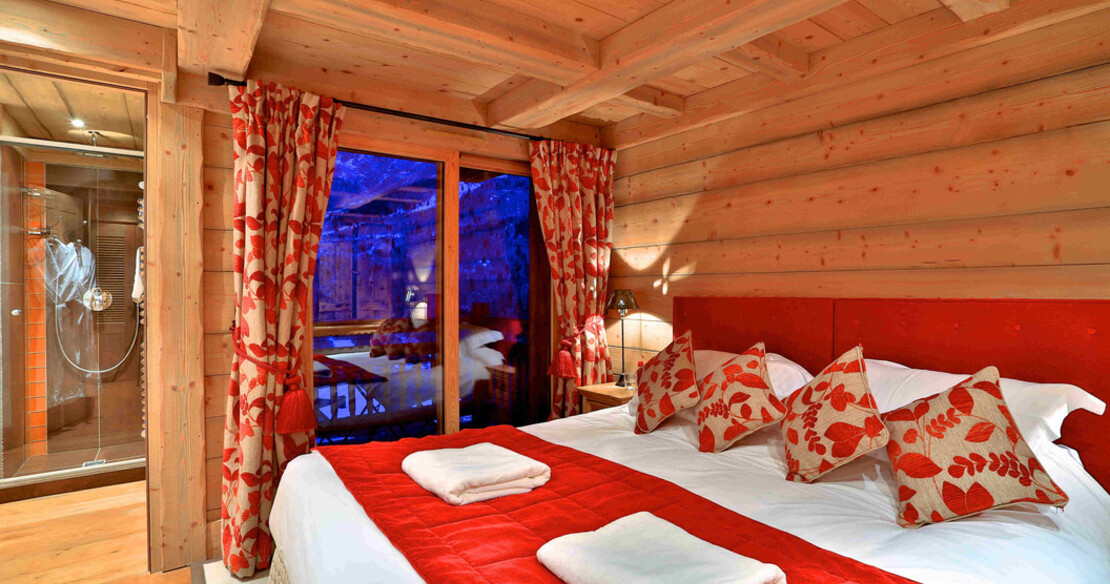 Chalet du Vallon Meribel Village - bedroom