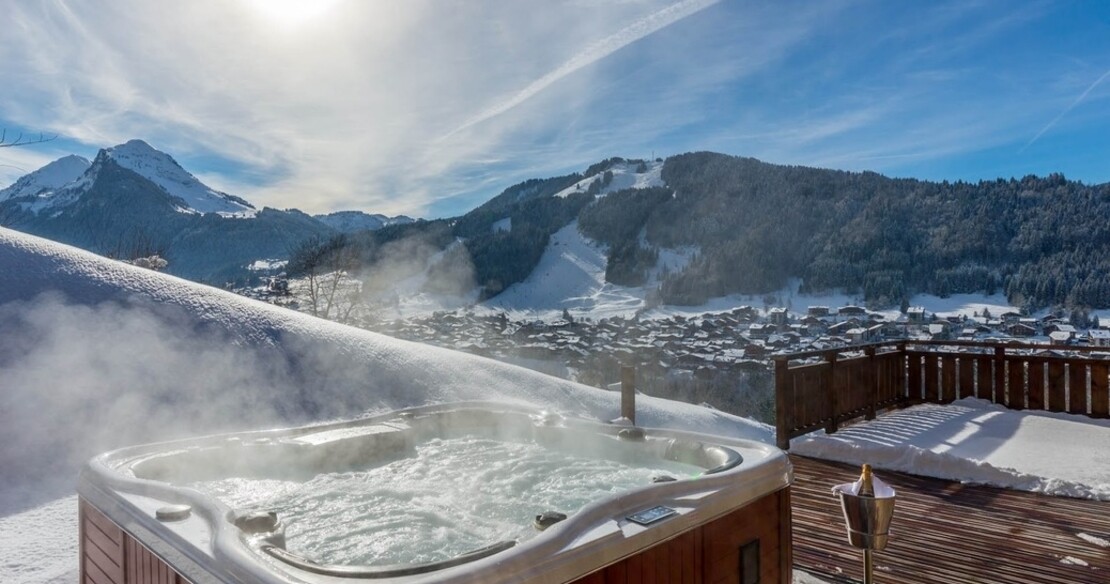 chalet M the boutique chalet company - outdoor jacuzzi