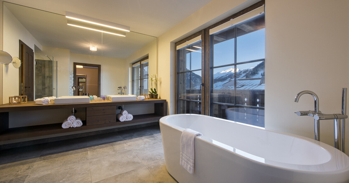 chalet kanzi supertravel - bathroom