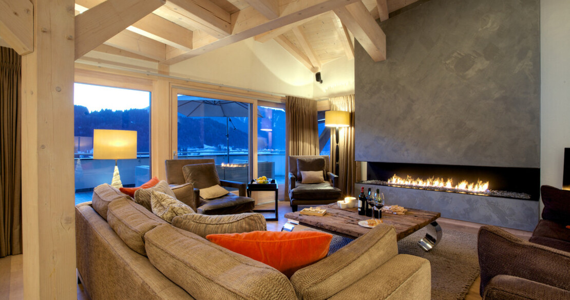 Chalet Bouquetin Morzine - sitting room