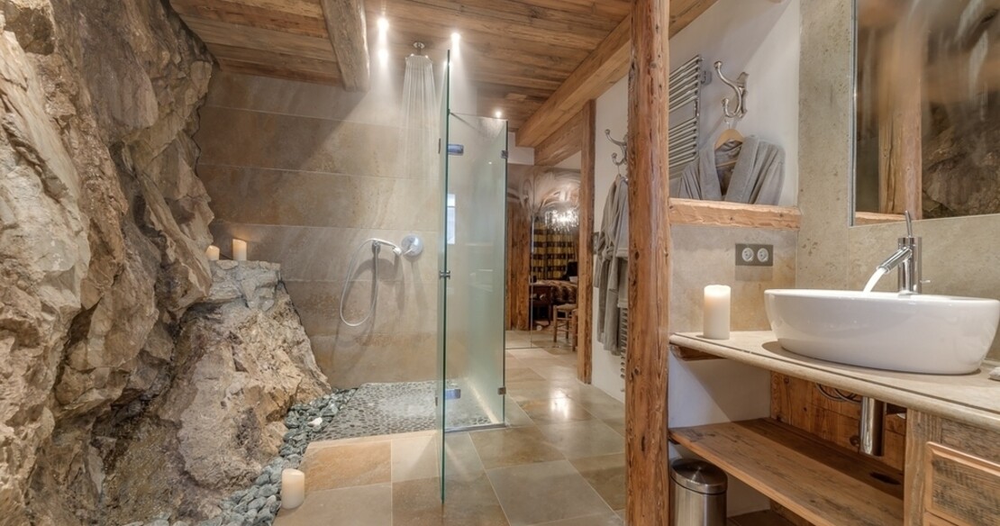 Chalet Le Rocher Val d'Isere - bathroom