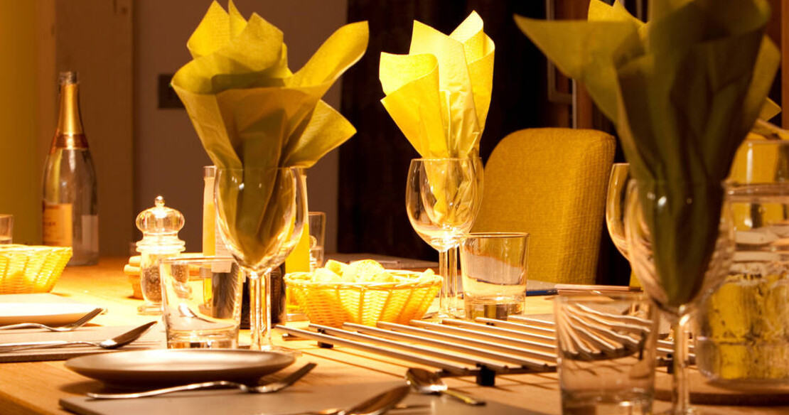 Chalet Auriane Tzoumaz - dining table