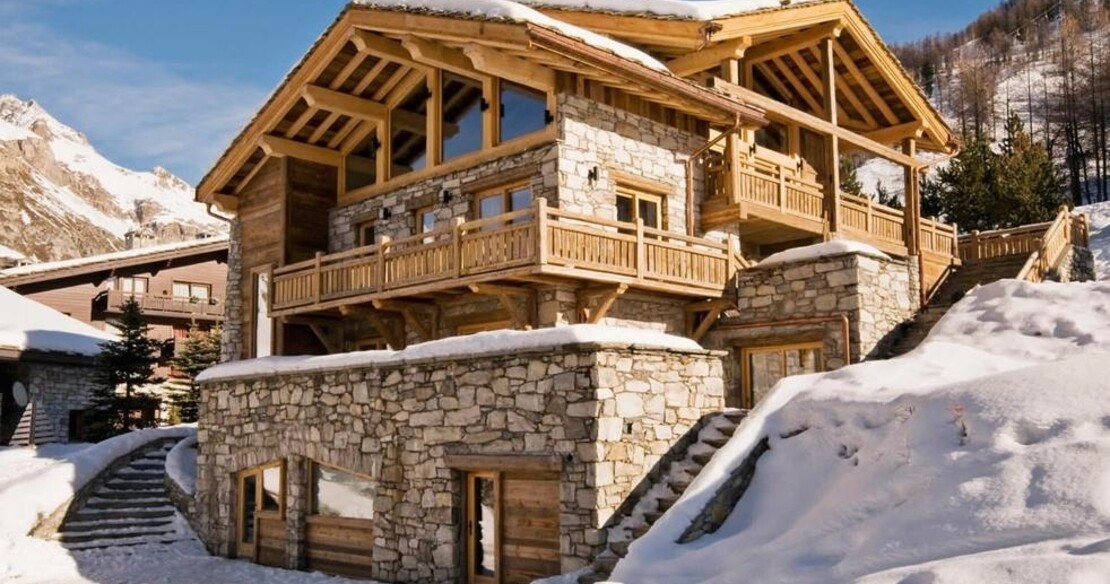Chalet La Tene Val d'Isere - the outside