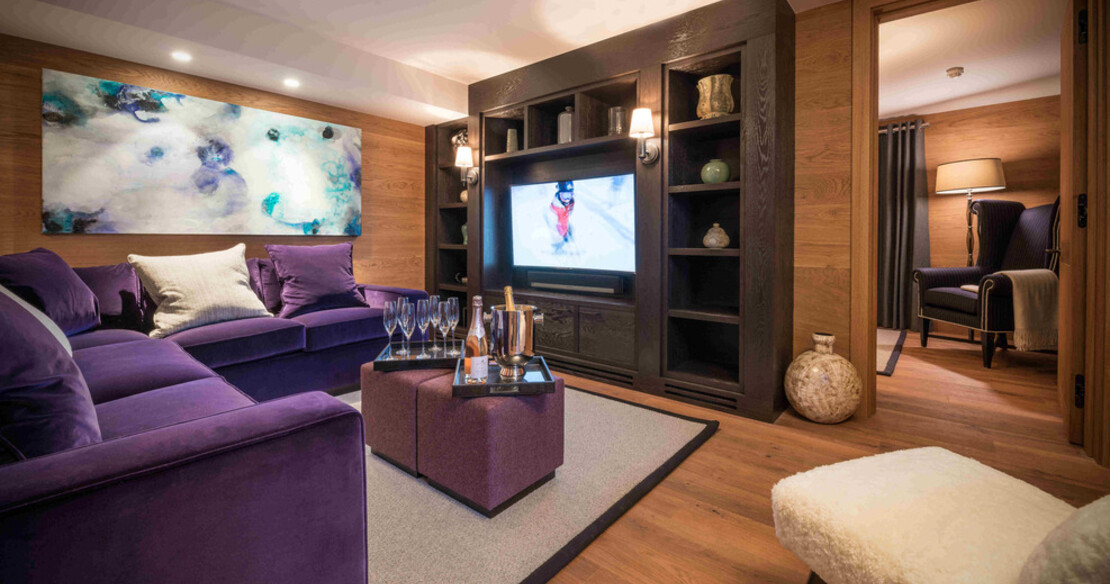 Chalet Le Grenier Meribel - TV room