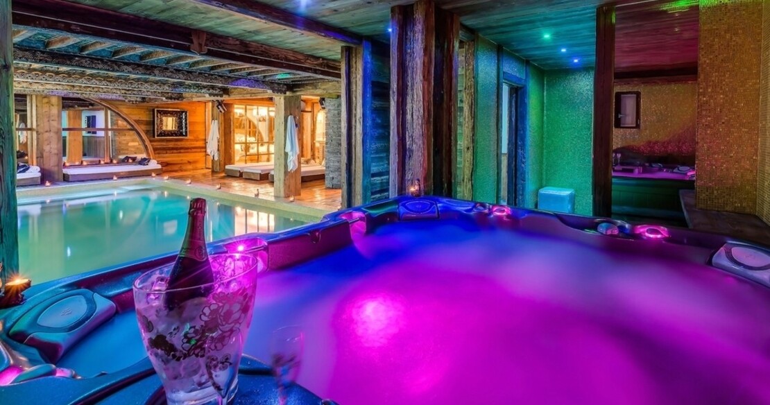 Chalet Marco Polo Val d'Isere - hot tub