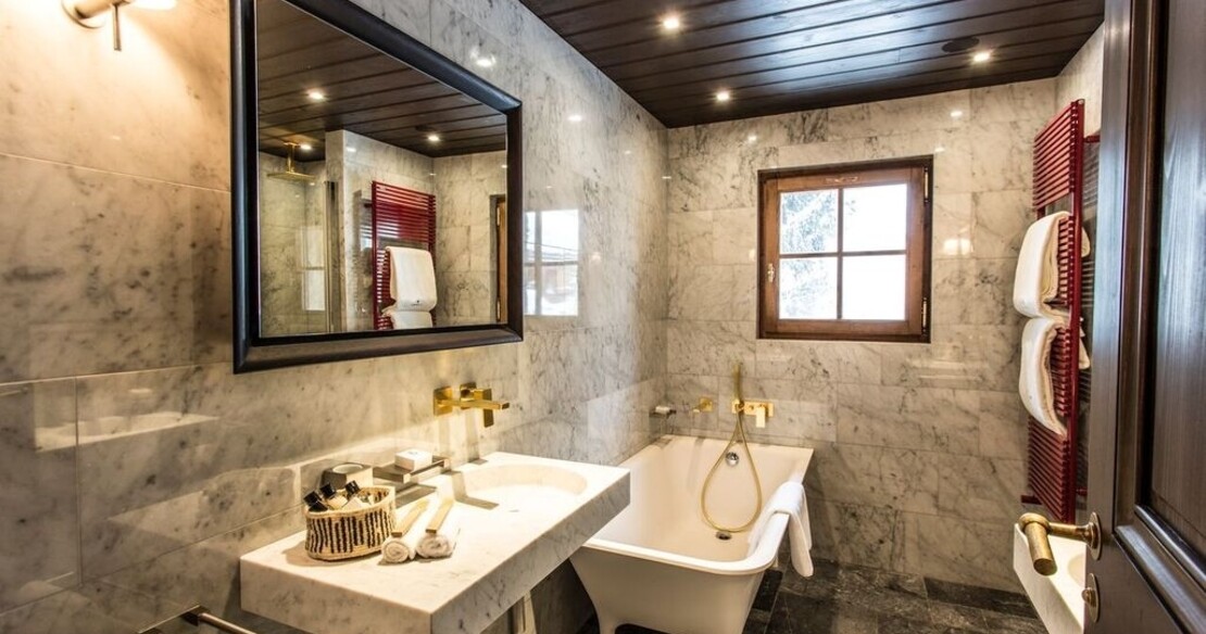 Chalet Ebene, Val d'Isere, bathroom