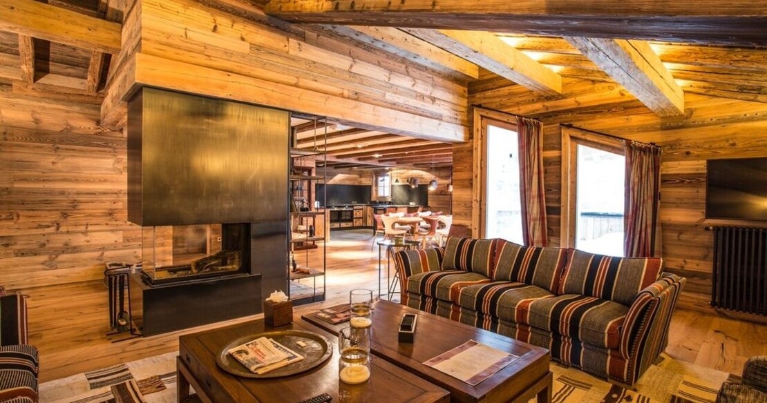 Chalet Ambre, Val d'Isere, fireplace