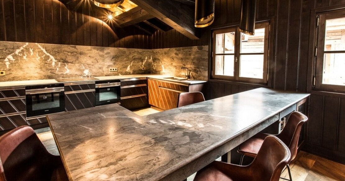 Chalet Ebene, Val d'Isere, kitchen table 