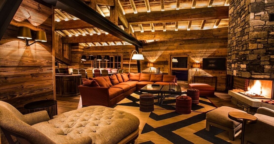 Chalet Chene, Val d'Isere, fireplace