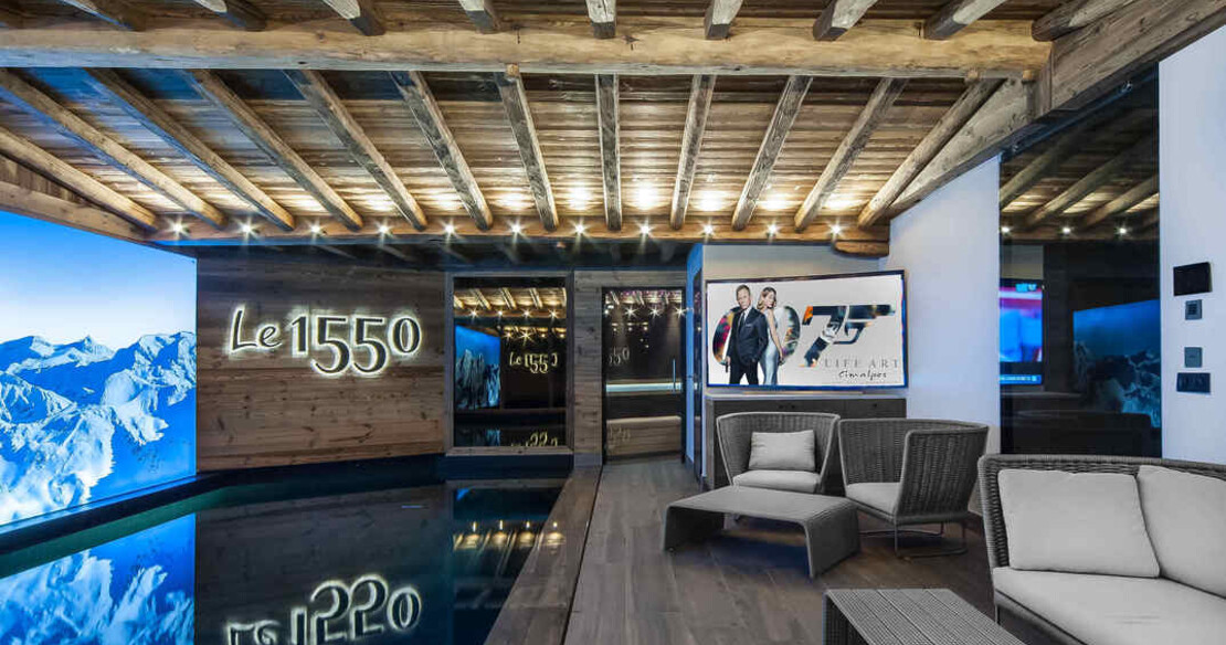 Chalet 1550, Courchevel Village, swimming pool