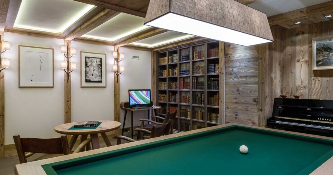 Chalet Bastidons, Courchevel 1850, games room