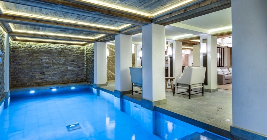 Chalet Bastidons, Courchevel 1850, swimming pool