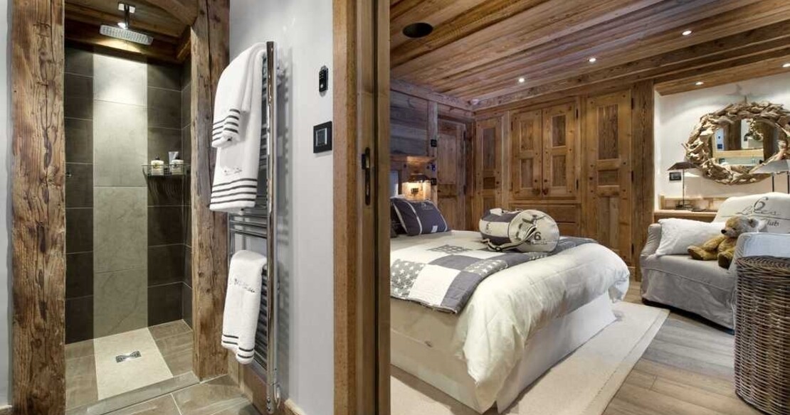 Le Petit Chateau in Courchevel