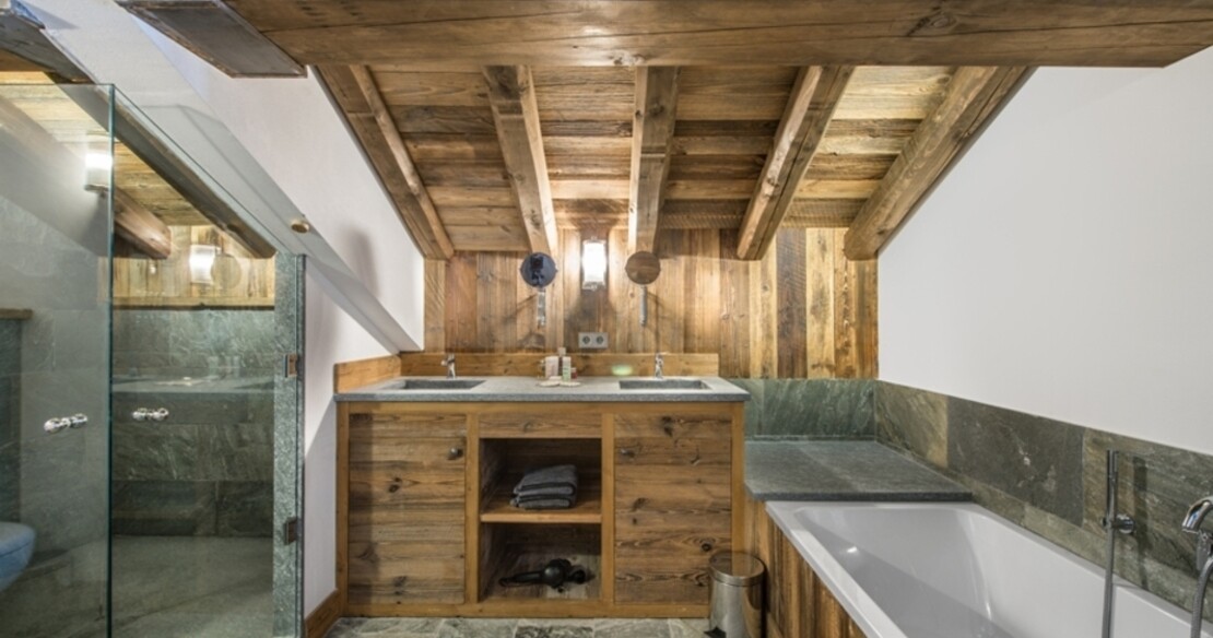 Chalet Cerf Rouge - Bathroom