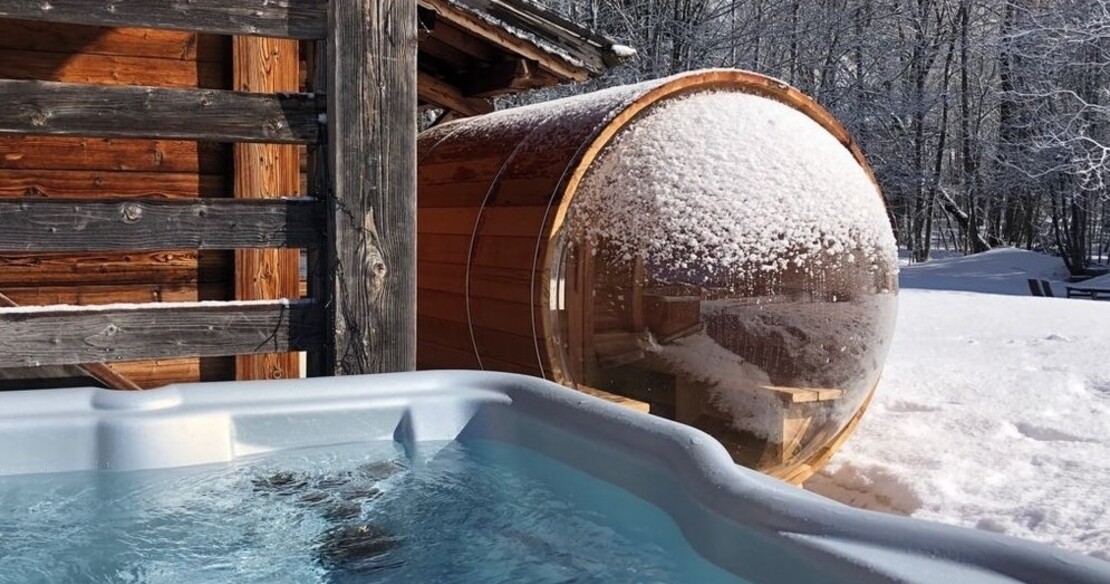 Valhalla sauna and hot tub