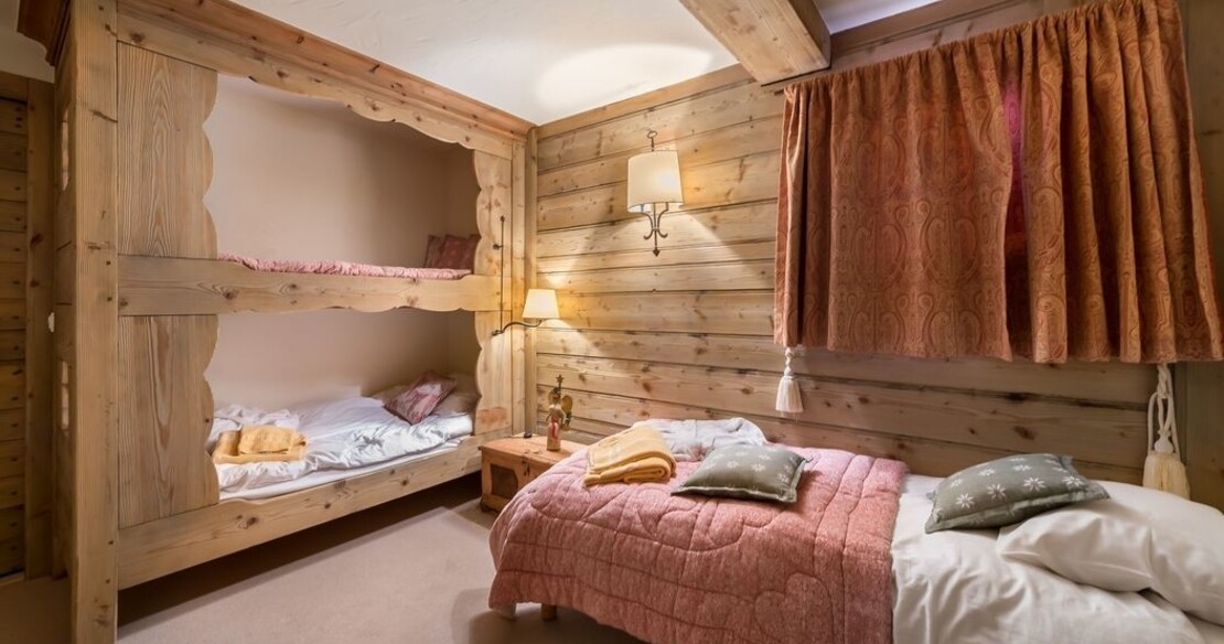 Chalet Abade Val d'Isere bedroom