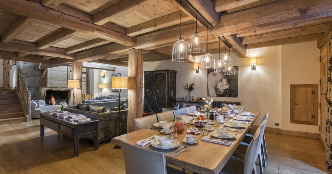 Chalet du Cret Val d'Isere dining 2