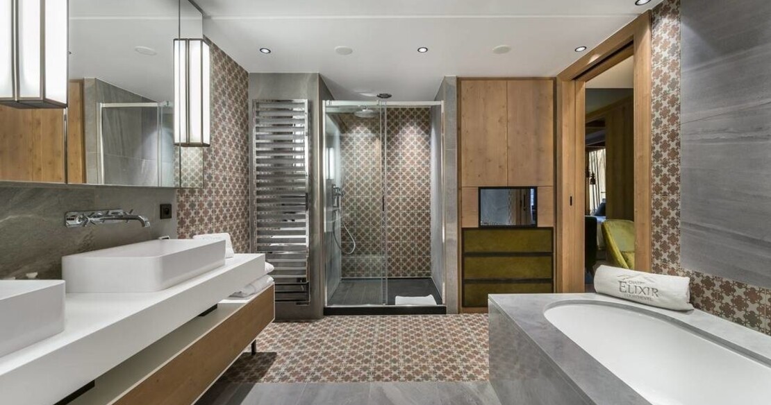 Chalet Elixir Courchevel bathroom