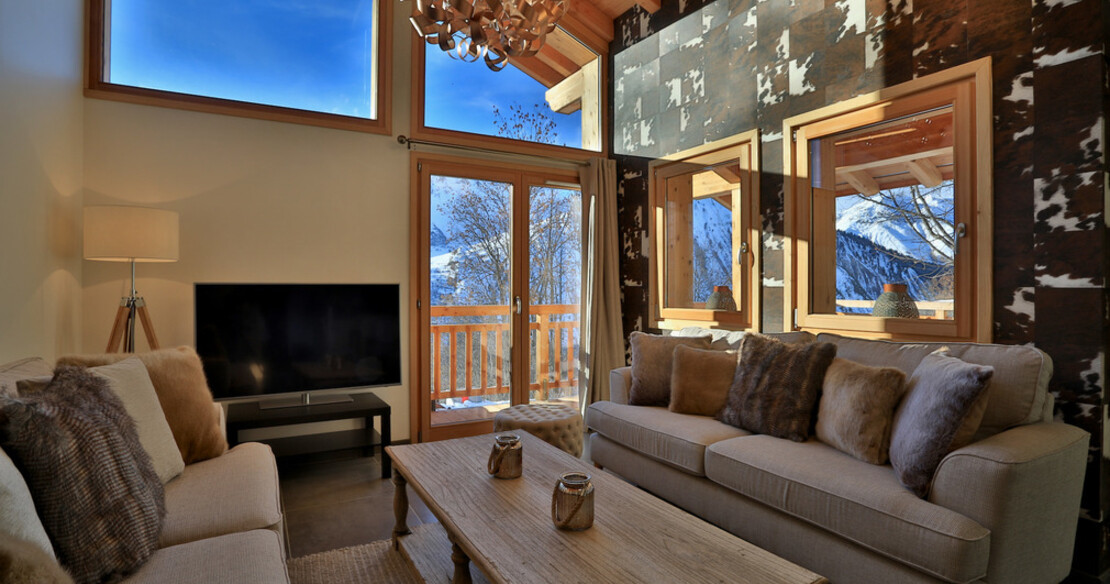 Chalet Aphylla + Aralia St Martin lounge