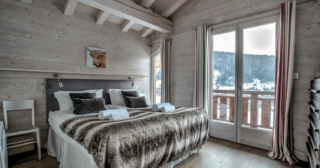 Chalet la Source - bedroom