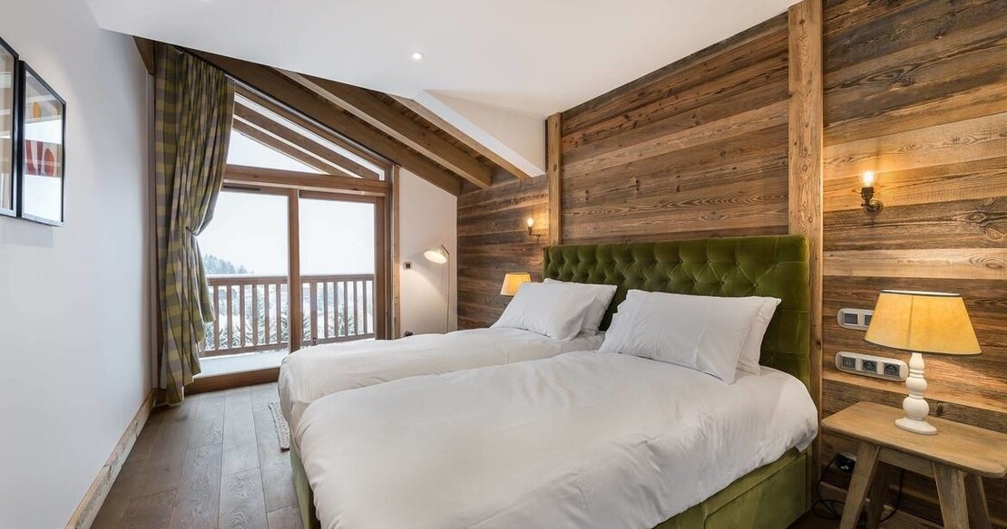 Chalet Libellule - Courchevel Moriond - bedroom green