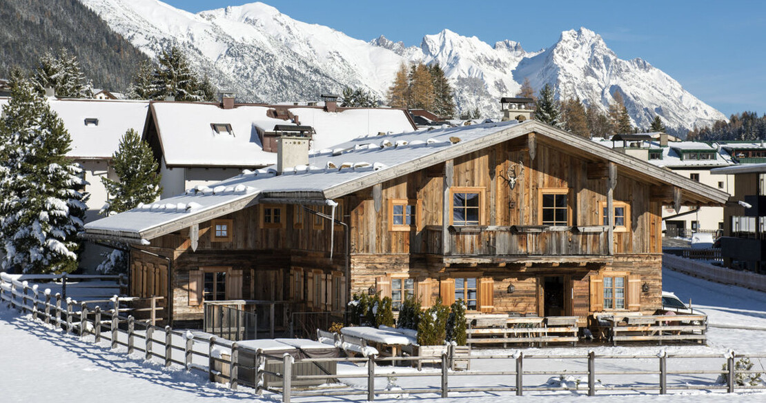 Chalet Tschoder St Anton