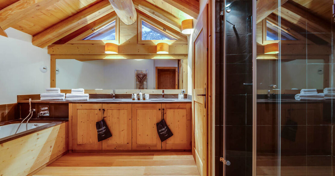 Chalet Grand Sarire - Bathroom