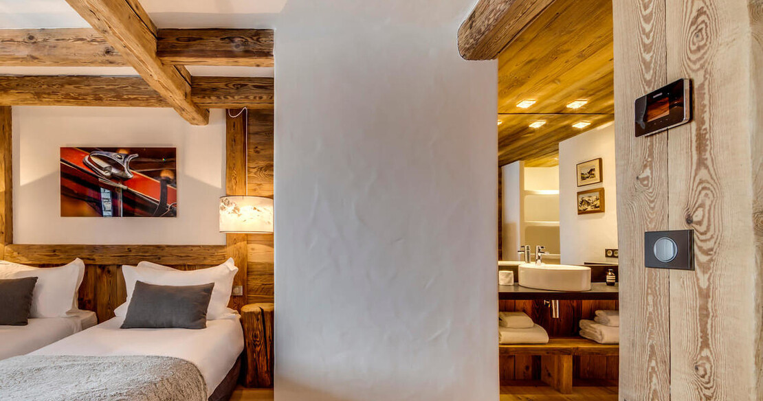 Chalet Vieux Pont - Val d'Isere - bedroom