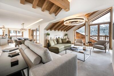 Luxury chalets Meribel - Falcon Lodge B40