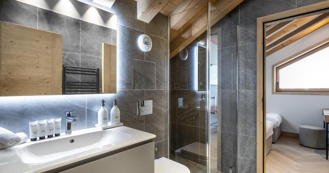 Luxury Falcon Lodge B40 - Meribel