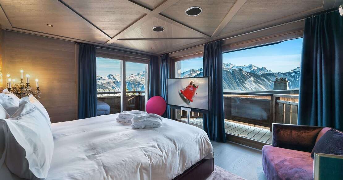 Luxury_Chalet_La_Datcha_Courchevel