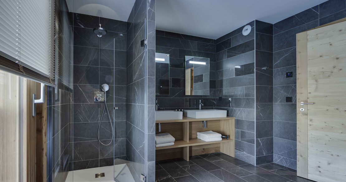 Club_Bellevarde_No_8_Val_d_Isere