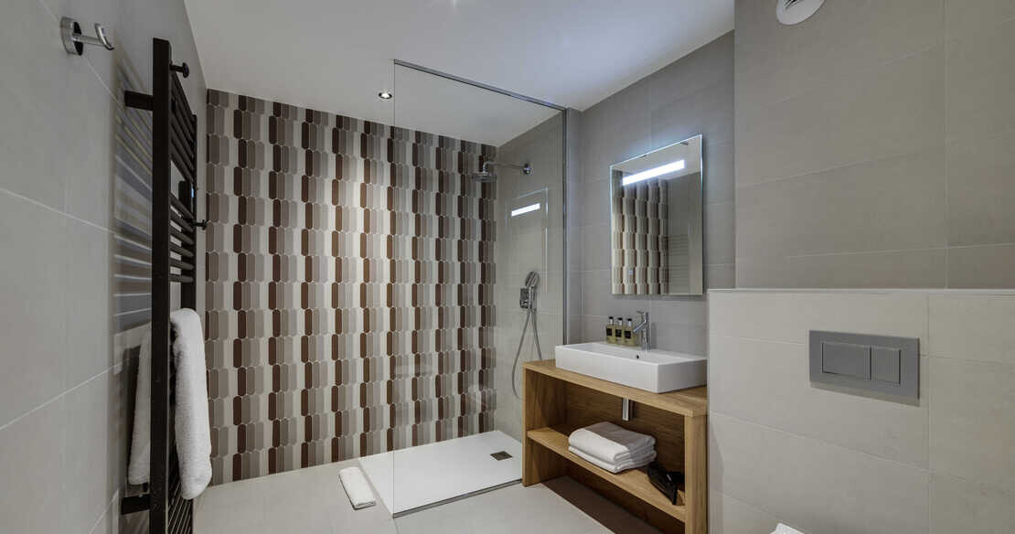 Club_Bellevarde_No_8_Val_d_Isere