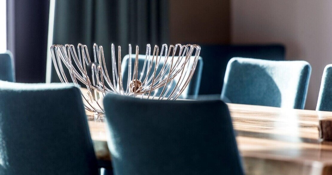 Chalet_Club_21_Forty_Arc_2000